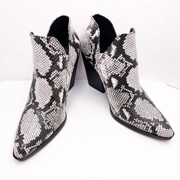 {Naturalizer} Rosetta Snakeskin Embossed Pointed Toe Block Heel Boot - Picture 13 of 16